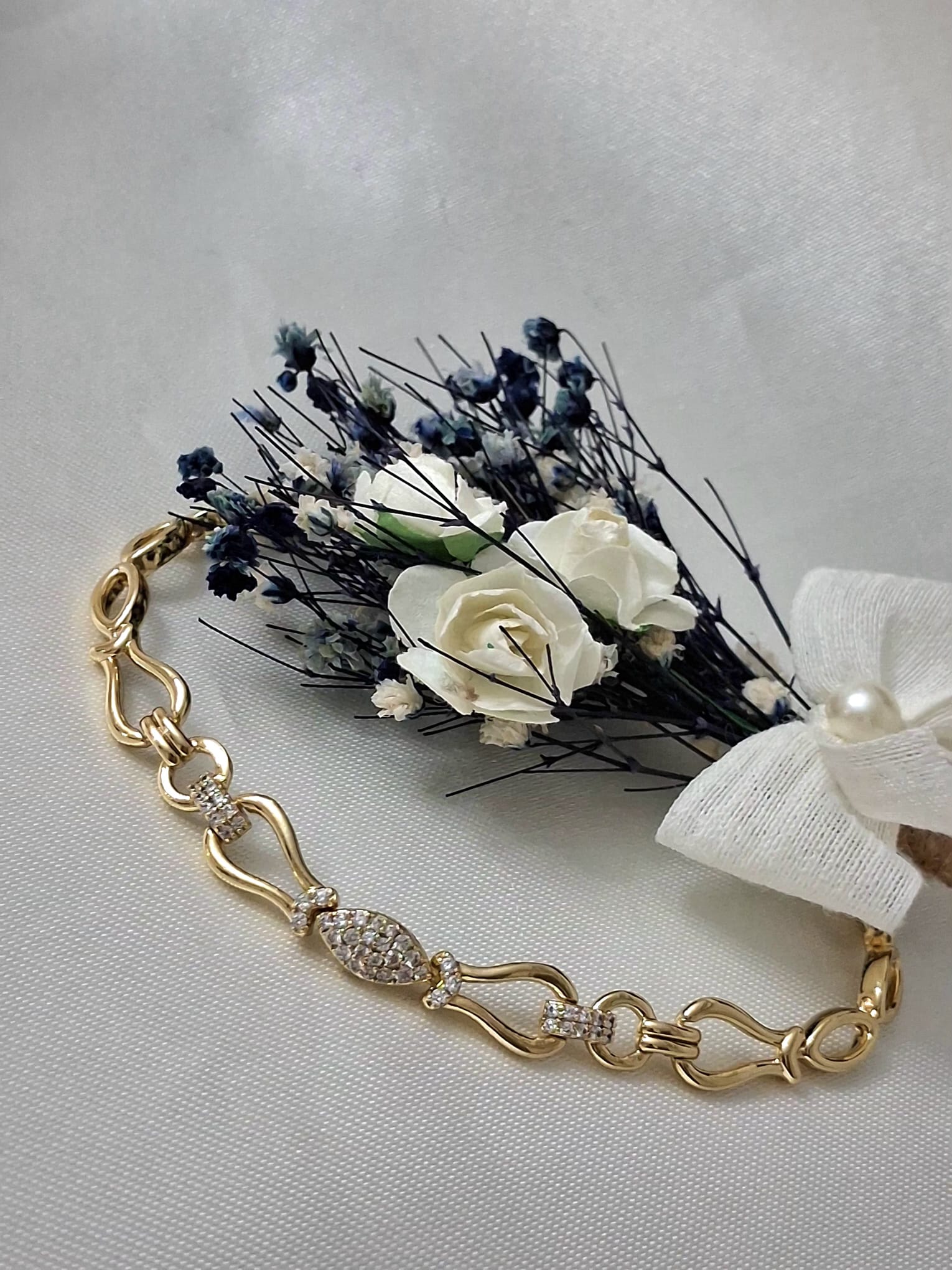 XUPING Bileklik - Oval Zirkon Taş Detaylı Kanca Tasarımlı